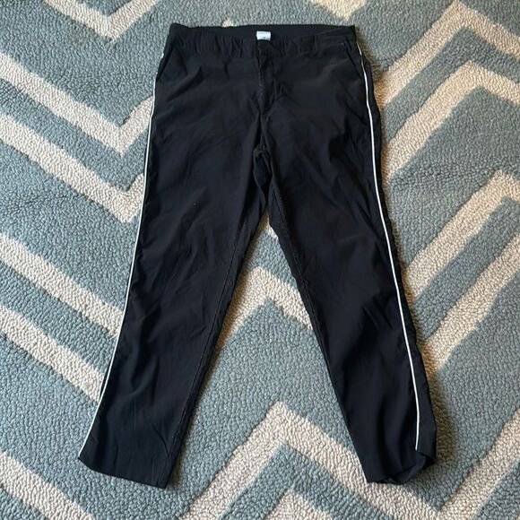 Time & Tru Black White Side Stripe Ankle Cropped Pants Size 14 - Picture 1 of 5